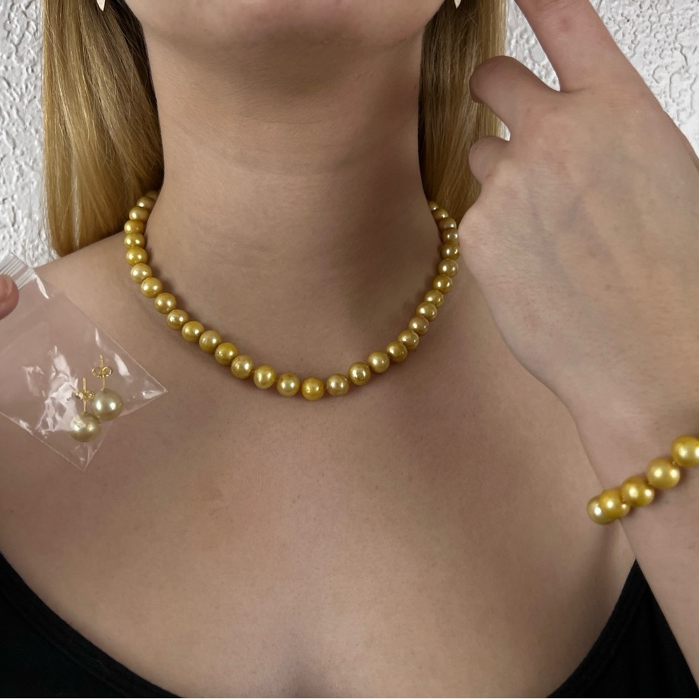 9-10 mm Gold Pearl Set
